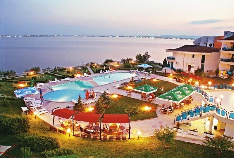 Holiday Apartment In Riviera Complex Свети-Влас Экстерьер фото