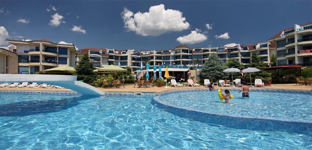 Holiday Apartment In Riviera Complex Свети-Влас Экстерьер фото