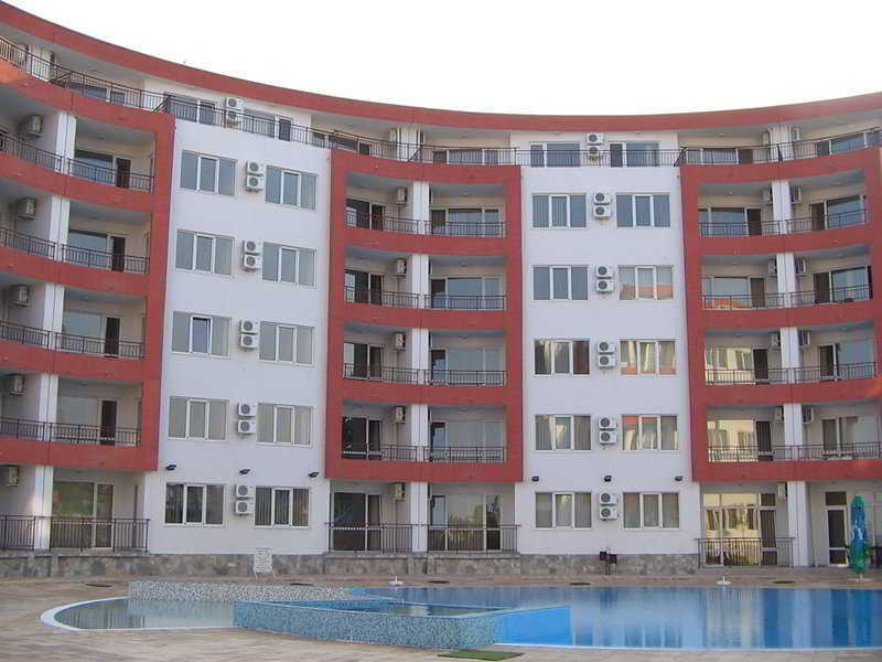 Holiday Apartment In Riviera Complex Свети-Влас Экстерьер фото